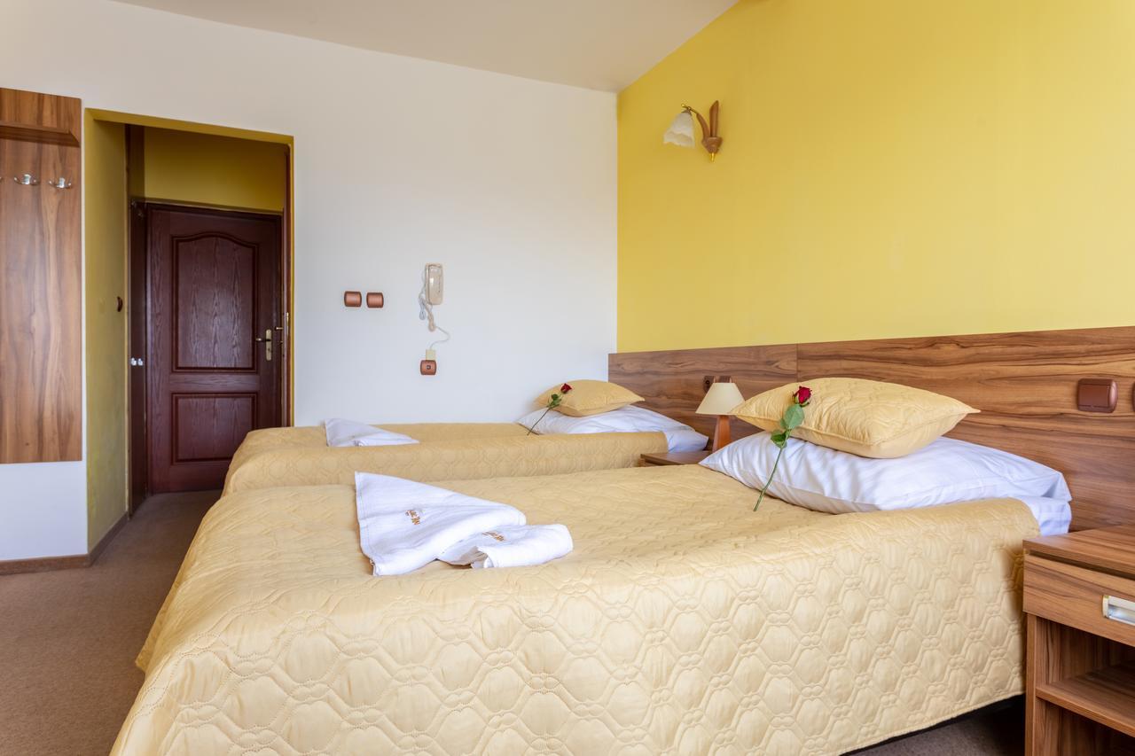 Hotel Goralski Raj Новы-Тарг Экстерьер фото